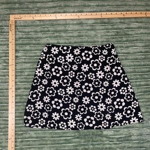 Hollister Black and White Floral mini skirt